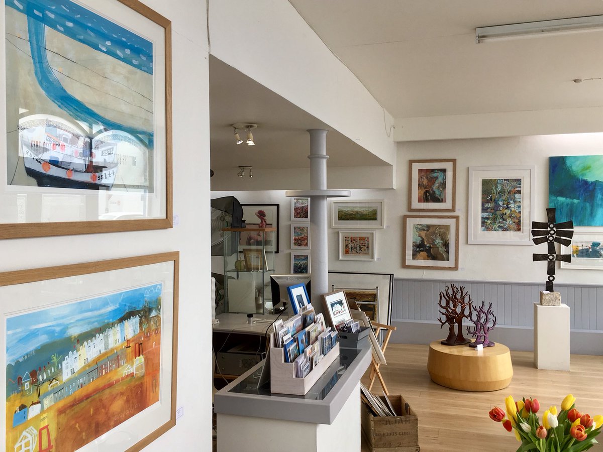 Touch of Spring and sunshine <a href="/WestEndGallery1/">West End Gallery</a> . Loving it!