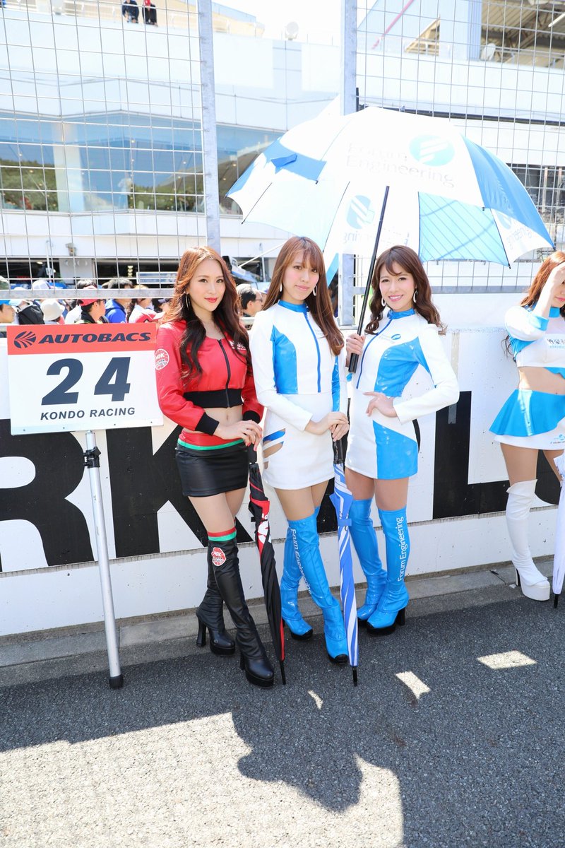 boss_lexusowner's tweet photo. SuperGT2018 Vol.2 FSW
決勝日
#24kondoracing
#ForumEngineering
#NGKスパークガール
#福江菜々華 @ec_nanaka
#青山由美子 @yumi_ko_314
#吉見あや @aya1004pj https://t.co/27J1NtgQ1M