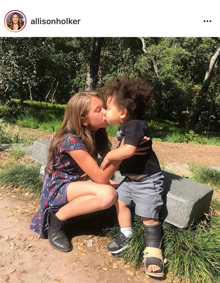 AndisonDwts's tweet photo. Oh my cuteness! I love this so much 😭❤️ @Allisonholker @official_tWitch https://t.co/8e296AmGvD