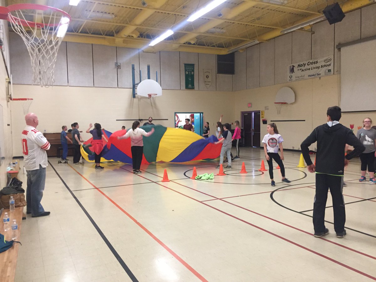 mrs_s_peterson's tweet image. Project Smile:) 2018 Soooooo much fun! 
#TBTEngineering @TBCDSB_Ignatius @tbcschoolsit