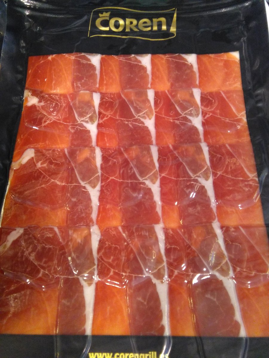 Podría ser la misma loncha fotocopiada, pero no, son 16