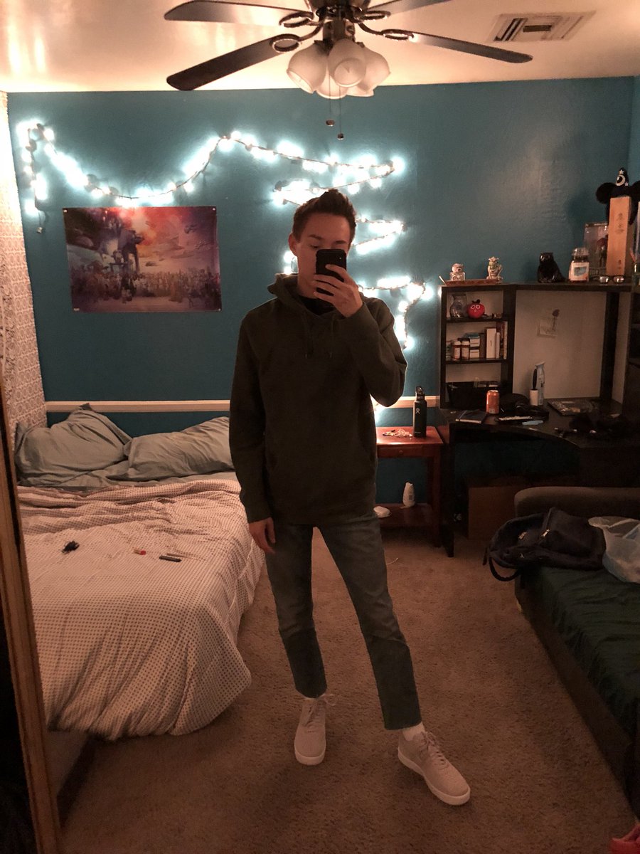 natesmithaz's tweet image. Goodbye Twitter 👋🏾