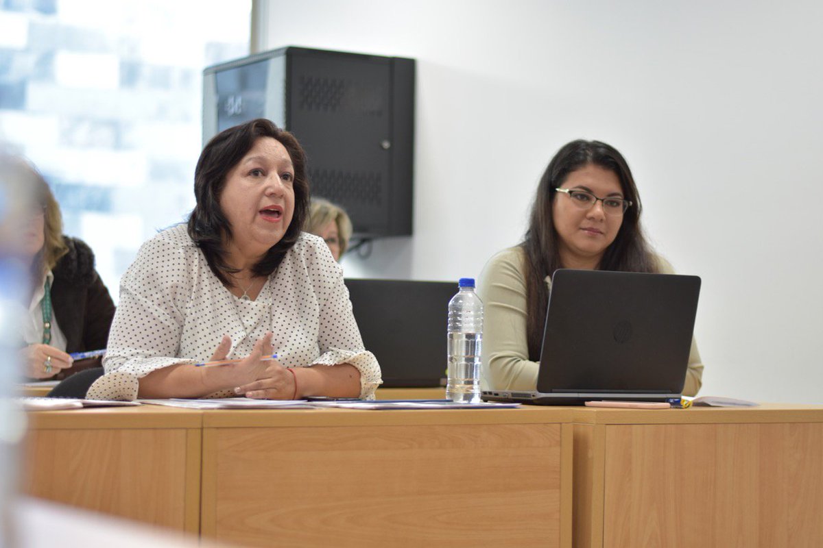 IAENUniversidad's tweet photo. Durante la “Evaluación de los servicios públicos” los estudiantes coincidieron en que la articulación integral de políticas públicas permite una convivencia armónica entre la sociedad y la familia. #PolíticaPública https://t.co/YxEydDk2c9