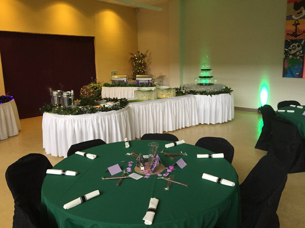 MonroeTwpHS's tweet photo. MTHS Junior Prom! https://t.co/zOqEJiRxHk