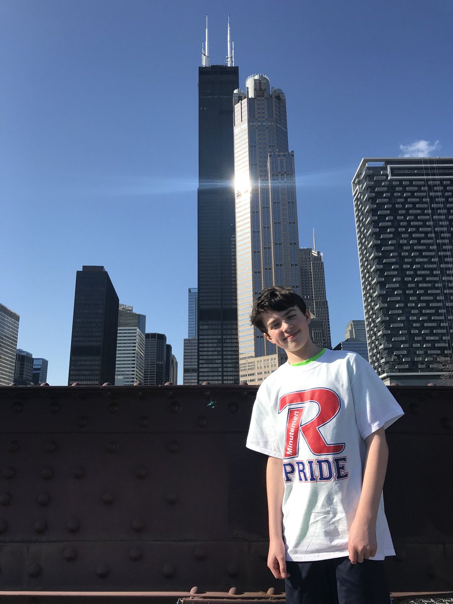 LongB227's tweet image. In the Windy City ready for #MathCON2018 @RMSPRIDE @RevereLocal