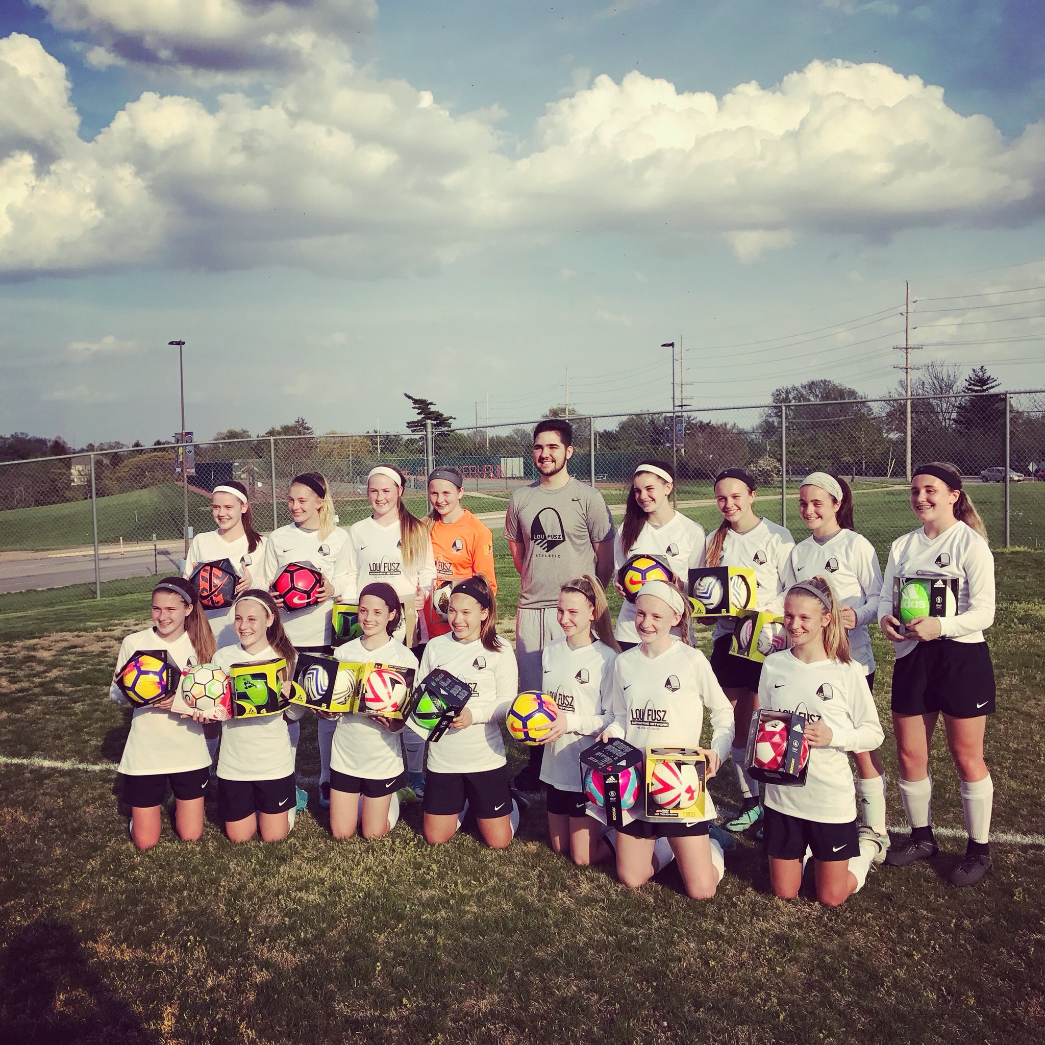 Lou Fusz Soccer Club on Twitter: &quot;Geerling 05 girls donating to Wil Ohler’s ⚽️ drive. Donate ...