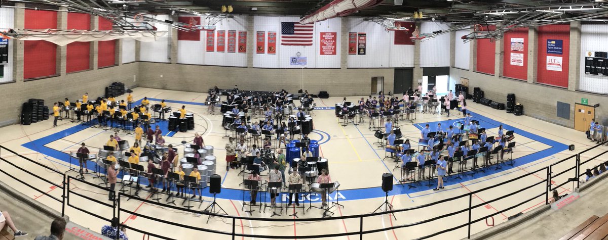 Rehearsal for mass band number at the 2018 BCPS Panorama!  WOW!
@BCPSMusic <a href="/Stembucmusic/">Stemmers Run Music</a> <a href="/bmorejason/">Jason Adams</a> <a href="/StemmersRunMS/">Stemmers Run Middle</a> @SRMS_Principal @willbateszone3 <a href="/cohn_amy/">Amy Cohn</a>