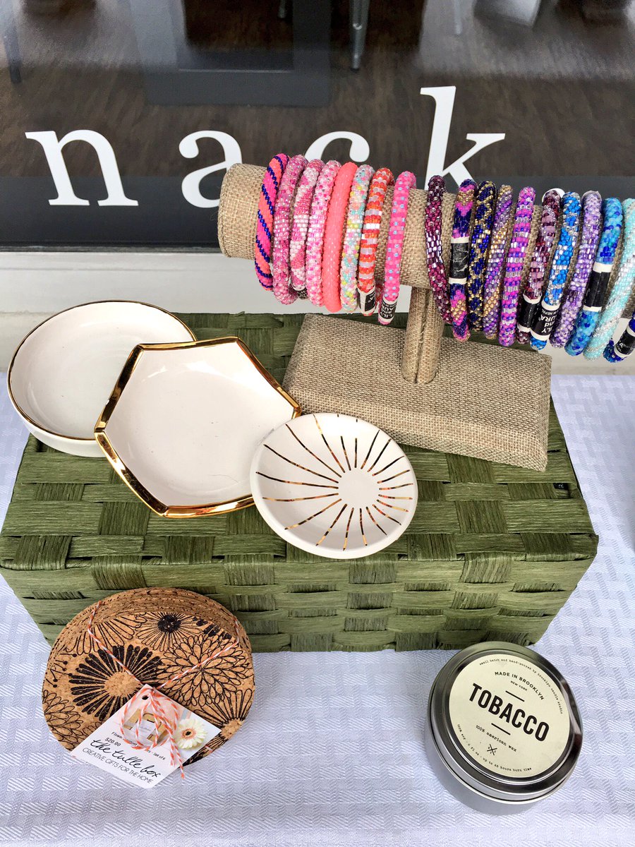 BSBroswell's tweet photo. Mother’s Day is right around the corner and we have fabulous gifts in every price range! Stop by this weekend and we will help you find the perfect gift 💖 https://t.co/jkZJoCG28y