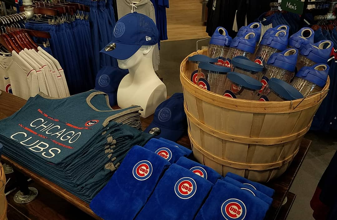 TheCubsStore's tweet photo. We are all geared up for the Race to Wrigley 5K this Sunday! 🏃 Make a pit stop at the Cubs Store before the race. Best of luck to all of our runners and volunteers! #RaceToWrigley https://t.co/gNyaDrSJlD