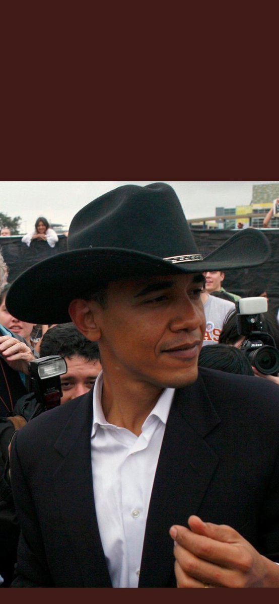 RichardPrince4's tweet image. Can I find out who took this photo? It’s perfect. I’ve re-cropped it slightly to show a little more of his expression. It’s perfect. Two perfects.