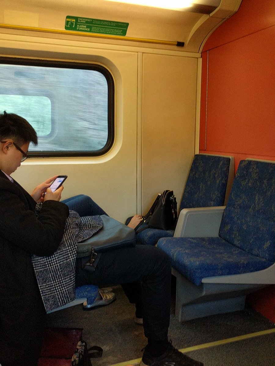 kkylecheungg's tweet photo. @GOtransit feet germs https://t.co/PcHiCcjTZk