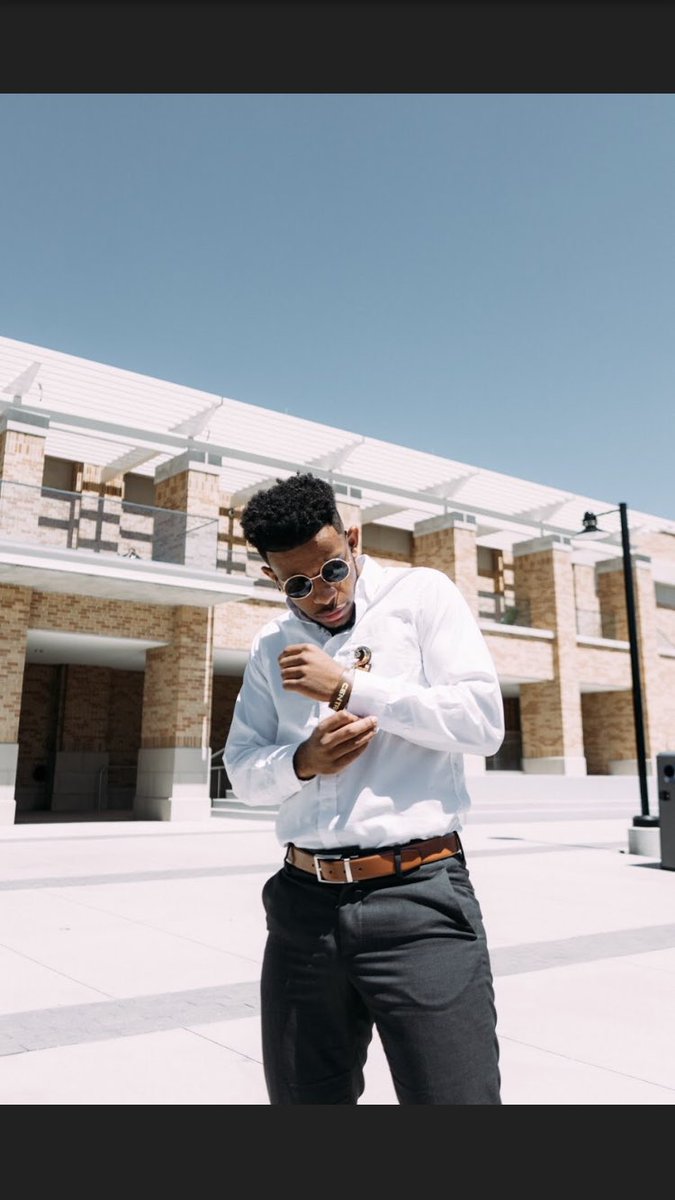 GroovytonyYh's tweet image. Blessings🙏🏾. Just getting started. Thank you to everyone that has been there for me and most importantly God 🙏🏾🙏🏾.                                       

May 11th people!! Haha, We live baby 
🇪🇹🐎🏹.                                         

 #unt #graduationszn