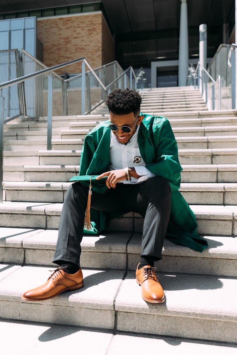 GroovytonyYh's tweet image. Blessings🙏🏾. Just getting started. Thank you to everyone that has been there for me and most importantly God 🙏🏾🙏🏾.                                       

May 11th people!! Haha, We live baby 
🇪🇹🐎🏹.                                         

 #unt #graduationszn