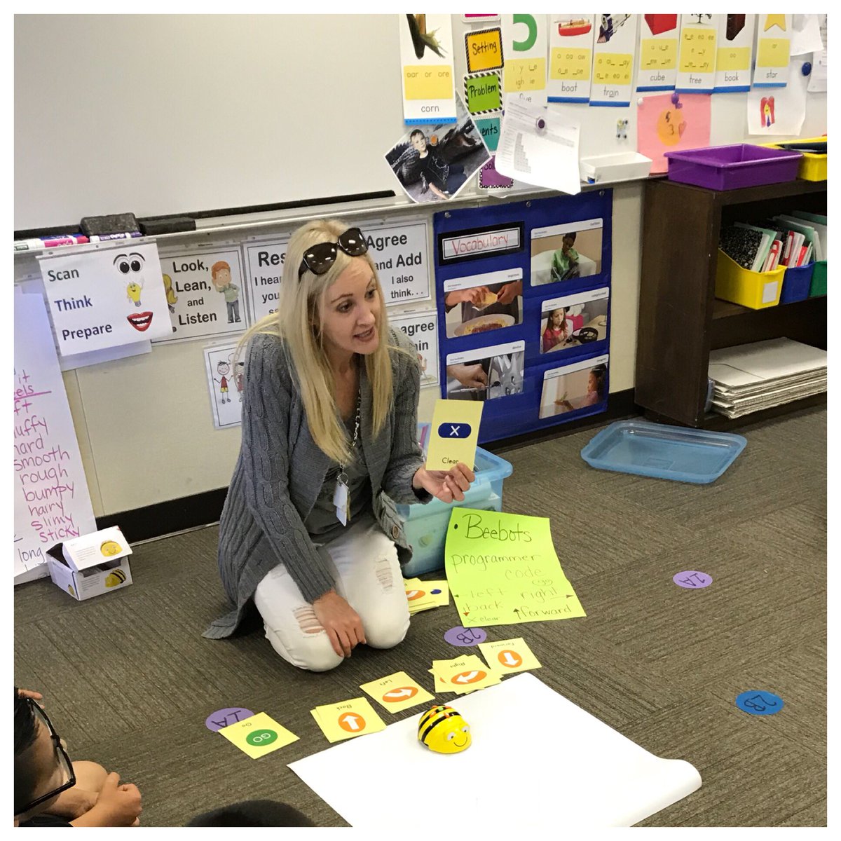 learnmswalton's tweet photo. Beebots! And we have programmers coding in 1st! @Aprillahall @YCUSD @ https://t.co/LkJyGh3ega