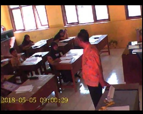 Sdn2Margacinta's tweet photo. Pantauan Pelaksanaan USBN Hari ketiga
 Mata pelajaran Ilmu Pengetahuan Alam lewat kamera pengawas
 #mgt2oncam
 #sdn2margacinta
 #margacinta
 #usbn
 Pemotretan dari jarak jauh menggunakan wifi camera sehingga tidak mengganggu pelaksanaan USBN https://t.co/5LeQG6qICv