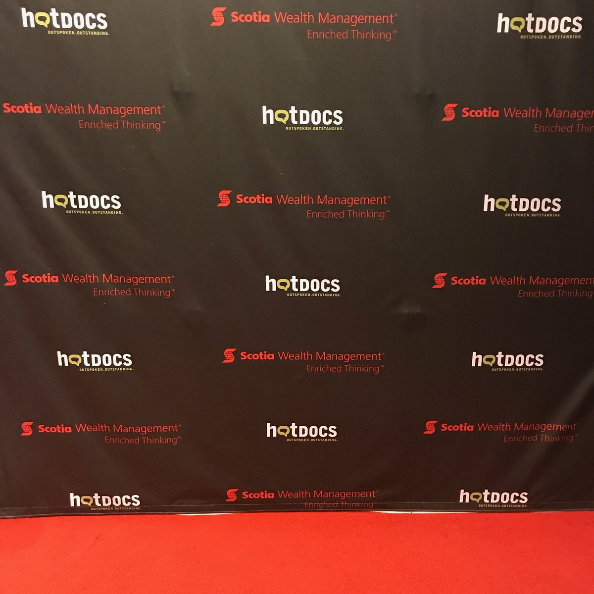 BMurrayStories's tweet photo. The red carpet awaits! SCREENING Today May 5th 😎Ted Rodgers Cinema @ 3:30pm @hotdocs
#billmurray #thebillmurraystories #billmurraystories #hotdocs #hotdocsfest #doc #documentary #indiefilm #film #movie #canada #toronto https://t.co/Nkh80nDIN4