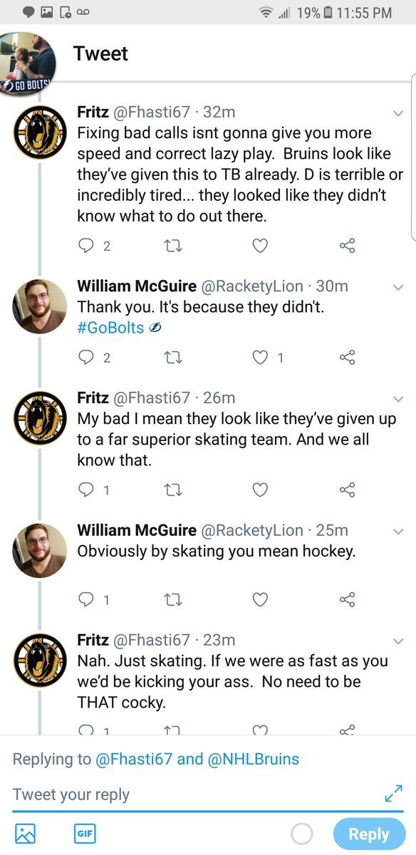 RacketyLion's tweet photo. @MrMikeCalta I found a Bruins fan willing to take a joke. https://t.co/PBIy3FvGg3