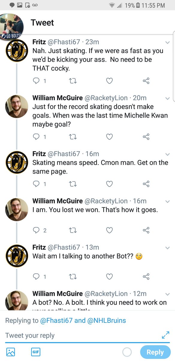 RacketyLion's tweet photo. @MrMikeCalta I found a Bruins fan willing to take a joke. https://t.co/PBIy3FvGg3