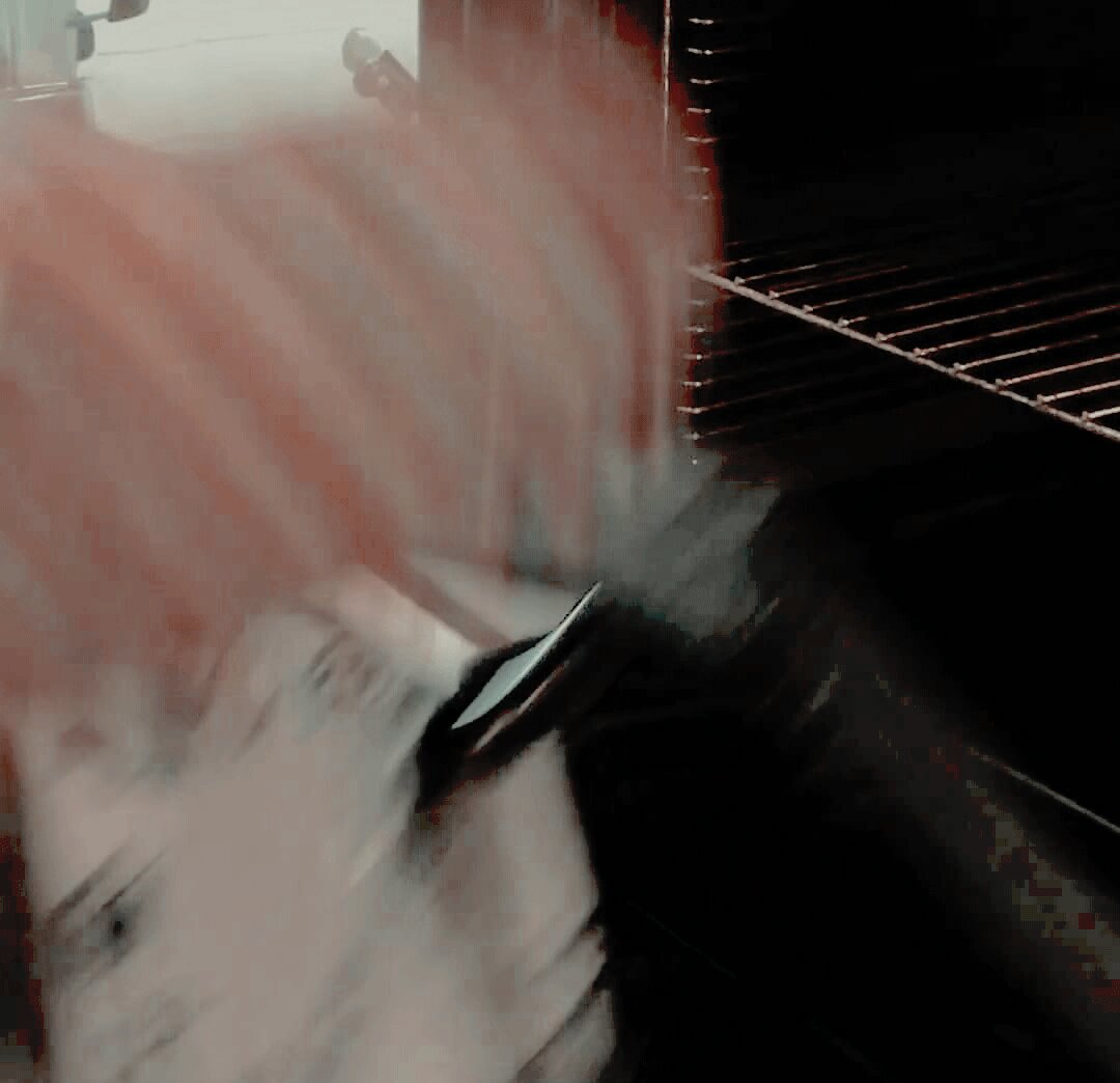 _TheMischief's tweet image. Depois é só jogar no seu forno e estás pronta a batata de forno. Bon apetit — 🍴