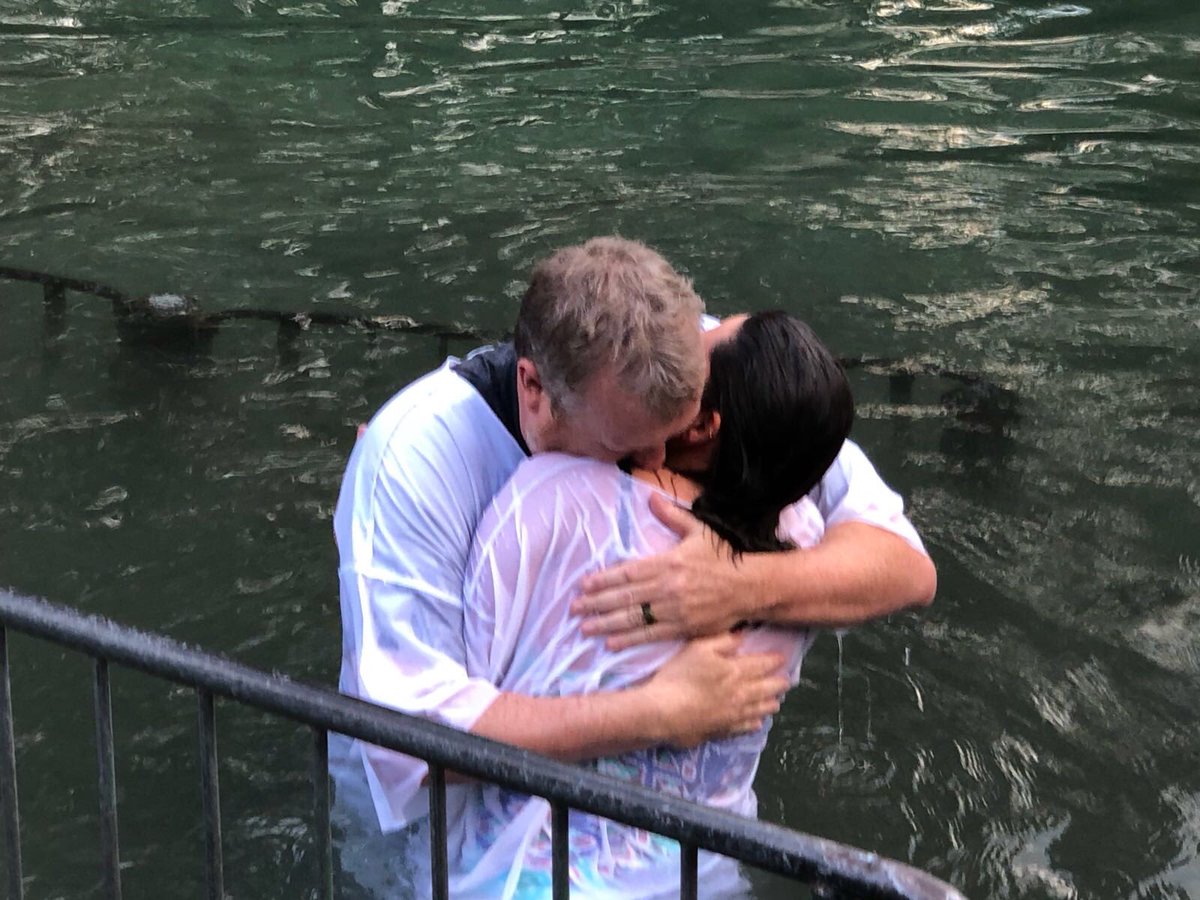 tayagrace_10's tweet photo. Wanna y’all about some more goals? When my parents went to Israel, my dad baptized my mom in the Jordan river where Jesus was baptized.❤️ https://t.co/TOag9OCHxt