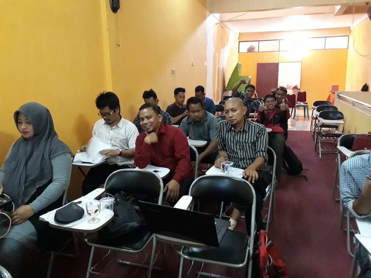 MuhIkba14's tweet photo. "Pendamping Lokal Desa mengawal Kemandirian Desa"
#TerimaKasihPLD
#TPPISulSel
#TPPIMaros
#TPPIMoncongloe
@jokowido
@EkoSandjojo
@anwsanusi
@andi_mappisona
@MuhIkba14 https://t.co/MCWHv1z2A6 https://t.co/rvc7k7AOuZ
