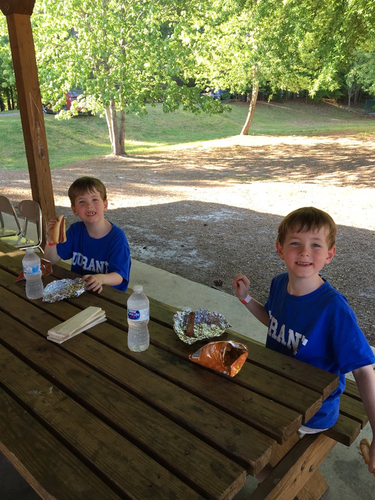 Fun at the DRES Spring Fling tonight!  <a href="/DurantEagles/">Durant Elementary</a> <a href="/Beth_Brisson/">Beth Brisson</a>