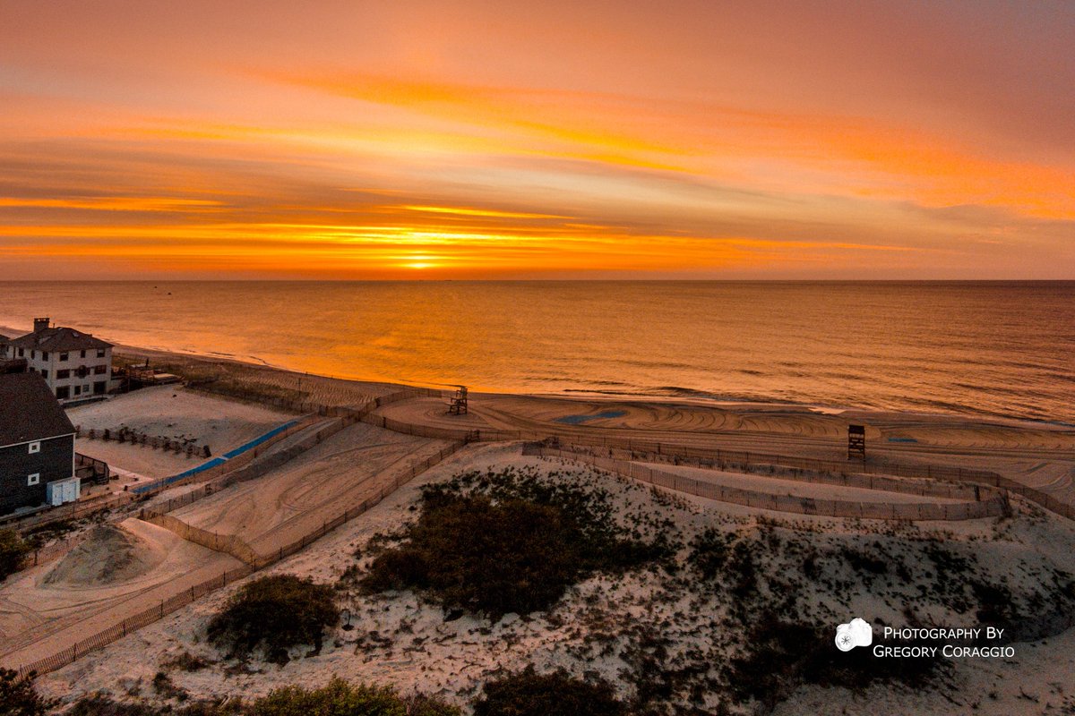 GregoryCoraggio's tweet photo. May #Sunrise @ Brick Beach III, Brick Township, New Jersey #Phantom2Vision+V3.0 #Drone #UAV
https://t.co/4dSj57pQMM
©2015 Photography By Gregory Coraggio https://t.co/onyqYNWrMA