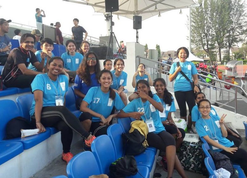 STMTeens's tweet photo. Some of our people in Teens are part of the STM captain ball team for @eastercup18! Send them your good vibes and prayers! #STMonfire https://t.co/94b8xSkmzE