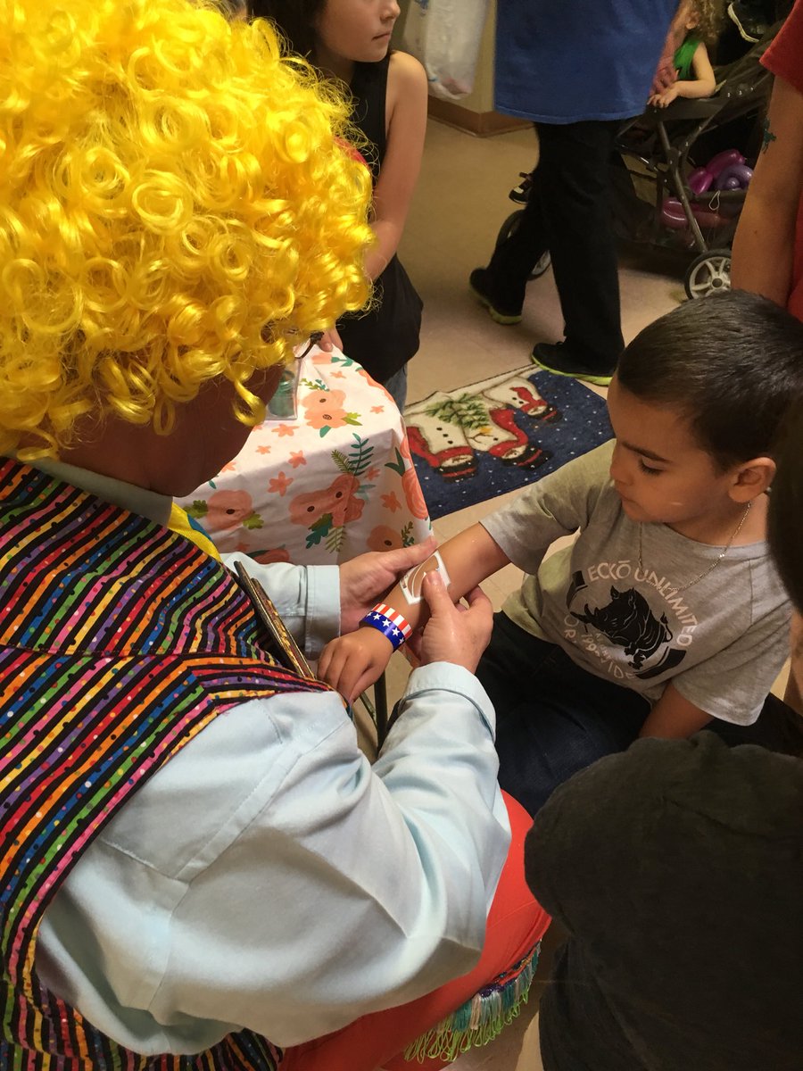 ErinRuthKing's tweet photo. Carnival Night at Washington! @Washington_NPS @npspanthers https://t.co/28a7GiRUJN