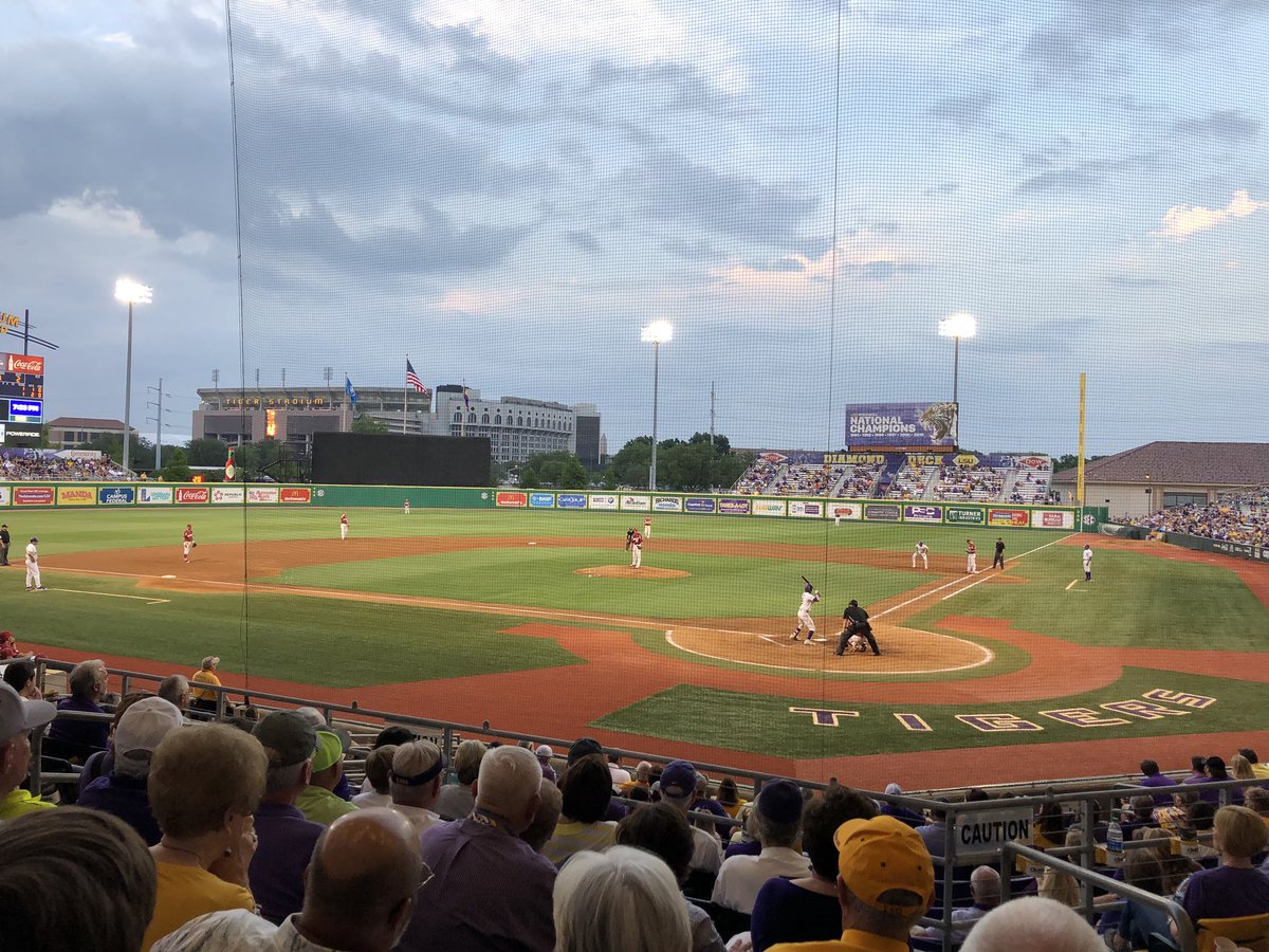 raelsu's tweet photo. Worth that 10 hour drive to see my Tigers! @LSUbaseball #greatnightforbaseball https://t.co/CkdWiKAK6m