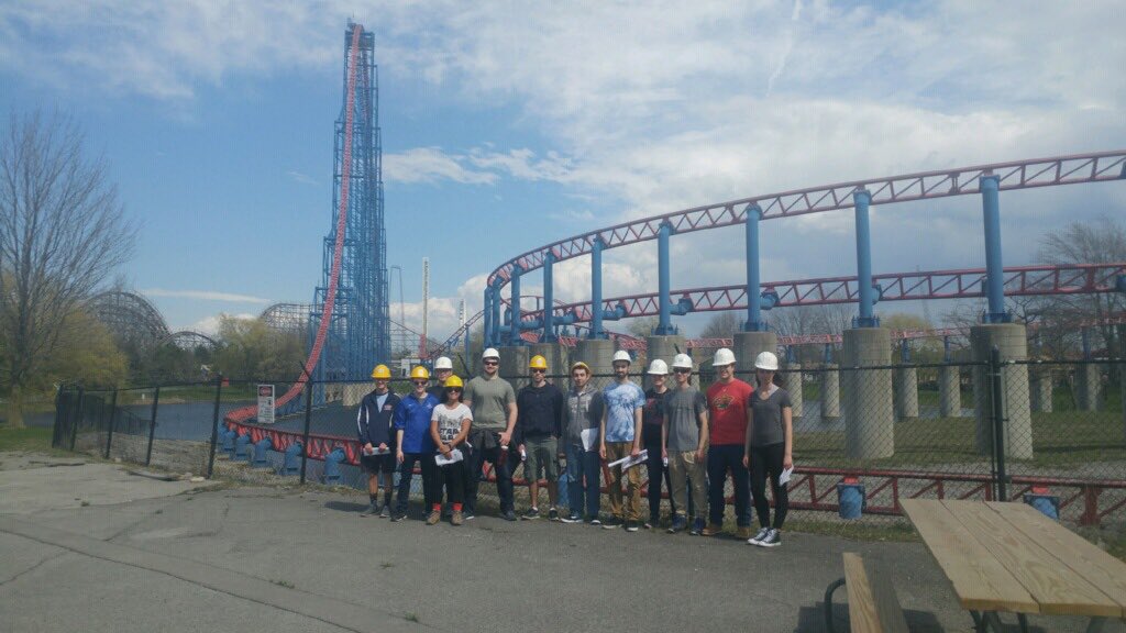 UBTPEC's tweet image. Thank you to @DarienLake for giving us a tour of their new roller coaster, Tantrum! #themepark #engineering