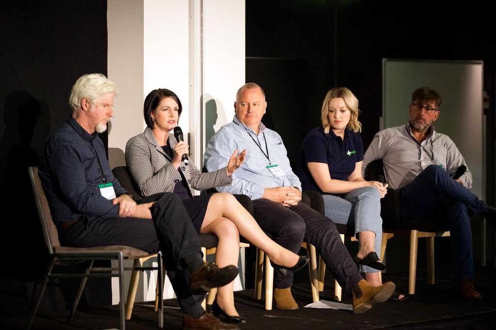 RuralDocsVIC's tweet photo. Highlights from #VRHC18: ‘Future of Rural Health’ panel with Shadow Minister for Country Health @EmmaKealyMP https://t.co/hZj5KVJpoJ