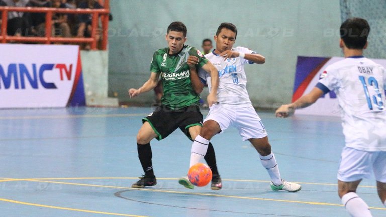 87+ Gambar Passing Futsal Terlihat Keren 87+ Gambar Passing Futsal Terlihat Keren