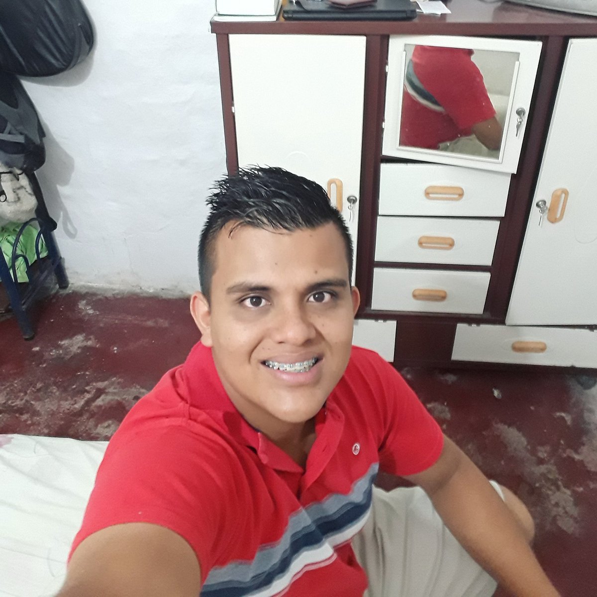 BayronJesus9's tweet photo. #NuevaFotoDePerfil https://t.co/AA2dpp8TPj