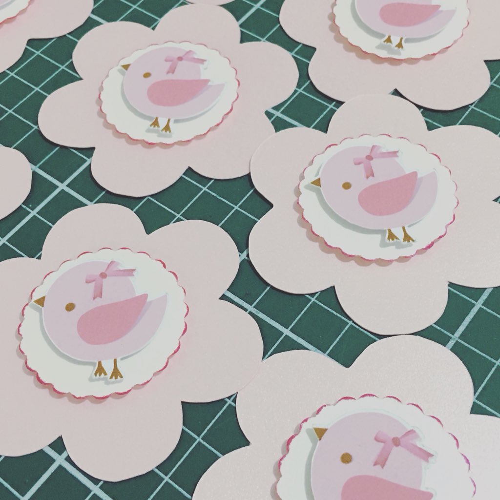 PliePapelaria's tweet photo. Apliques fofinhos! 💕#bird #cute
#temajardimencantado #temajardim #temajardimdasborboletas #scrapbook #scrapfesta #babygirl #garden #pliepapelariapersonalizada #papelariacriativa #papercraft #cute #cutepaper #invitationcards #cuteinvitation #feitocomamor #feitoamao #love https://t.co/19N5tbMwhI