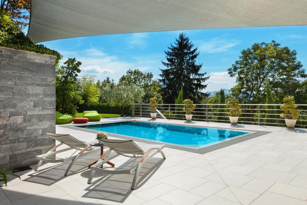 Dreaming of owning a pool but not sure what would fit your backyard for aesthetic and function? Take a look at our showroom for some great ideas and inspiration.
superiorpoolandpatio.com/fiberglass-swi…