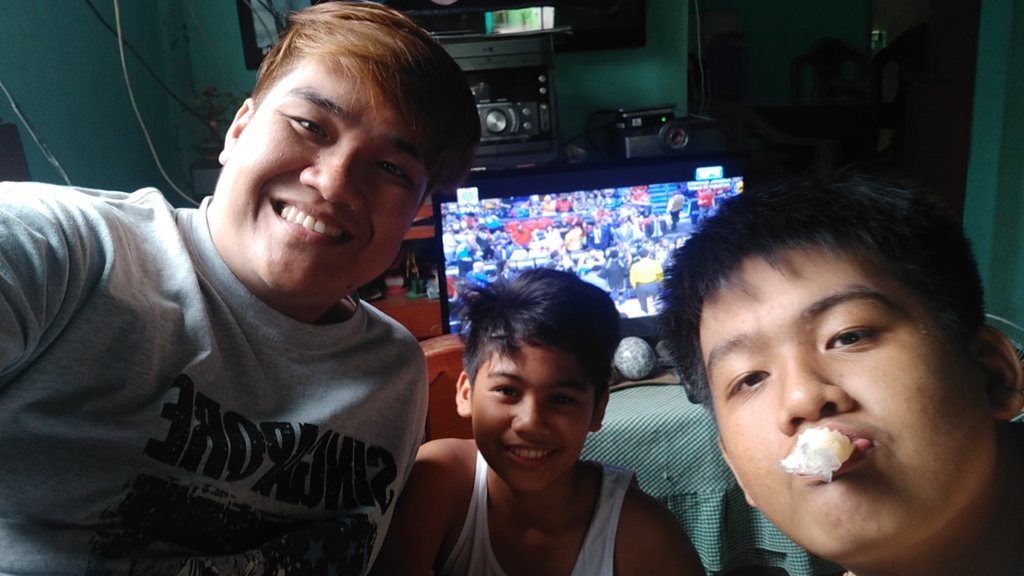 RyanTabago's tweet image. #NBASABADOS
GO Golden State Warriors
watching here at Pura Tarlac..
