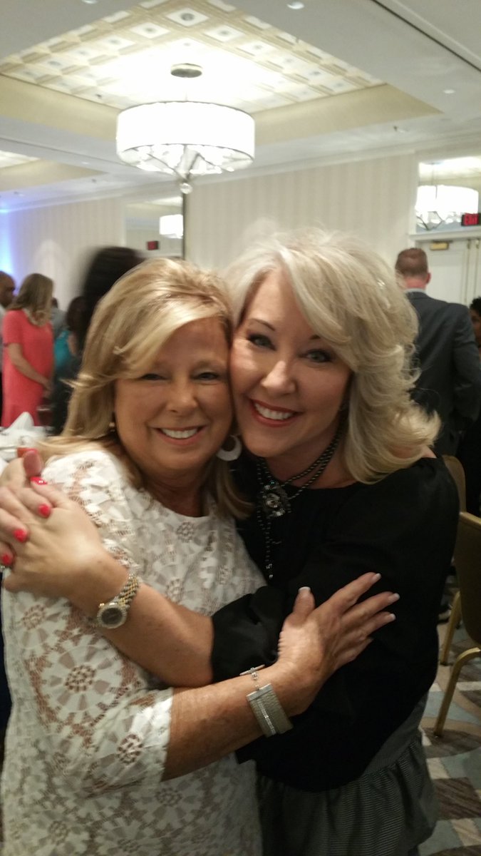 JohnnyMThompson's tweet image. 