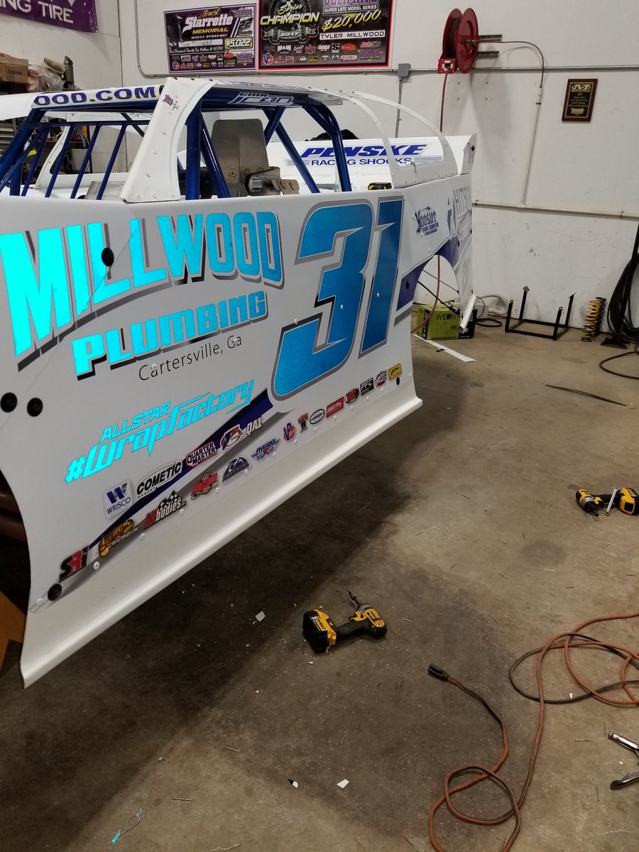 tylermillwood31's tweet photo. @CStrength23 Cause your the best in the business! #wrapfactory https://t.co/VkP1thnXcR