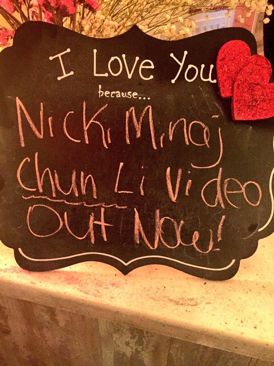 jaleelthooo's tweet photo. Promo time at the restaurant I’m at 😂 #ChunLiVIDEO #NickDay2 https://t.co/S2YIJot7fB
