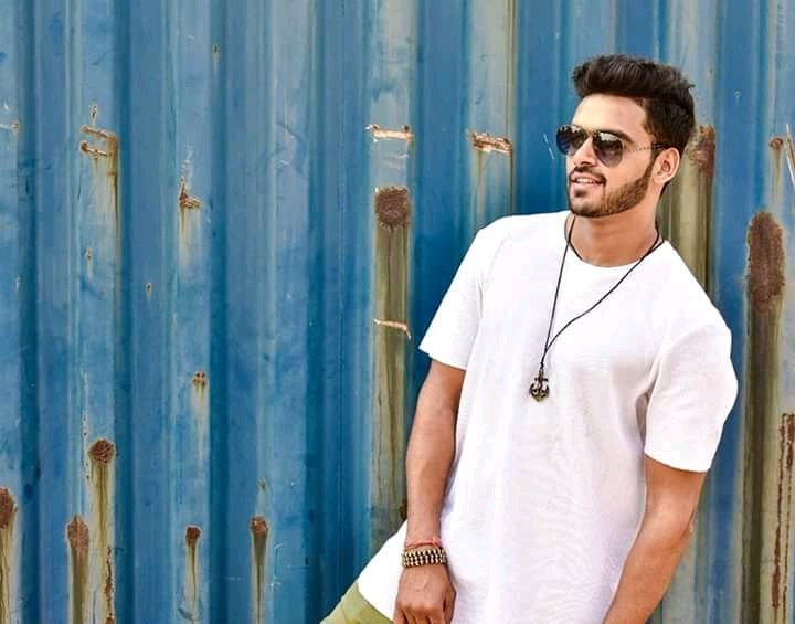 Kashish Thakur (@kashishthakur_) on Twitter photo 