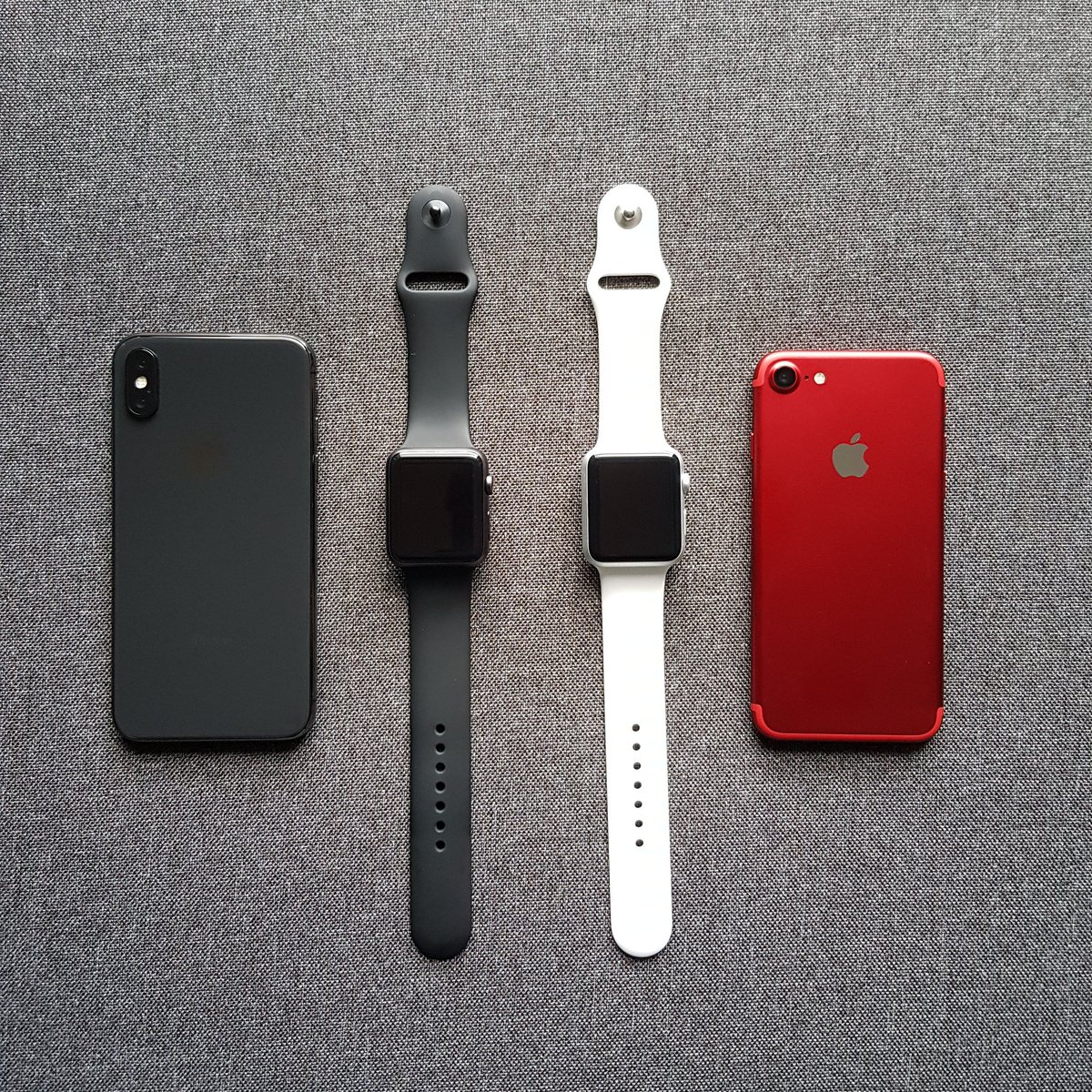 iM_naGen's tweet photo. ♠️ Left Is Mine - Right Is Hers ❤️
@Apple #AppleWatch #iPhoneX #iPhoneProductRed #Love https://t.co/e7zp4IoaaF