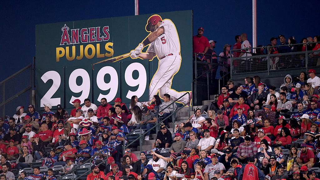MLB tweet media
