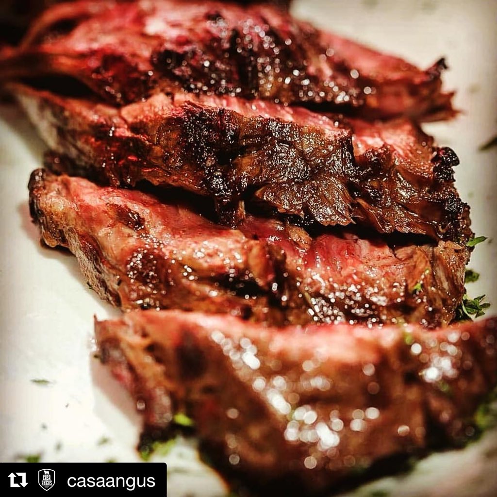 Gardenhouse_uio's tweet photo. @casaangus los mejores cortes en #Quito ubicados en Garden House, atención de martes a domingo
#cumbaya #Tumbaco #Puembo #cumbayaecuador #Ecuador #quitorestaurantes #Quitogourmet #quitofood #Foodie #Steakhouse #restaurant #quitotrendy #quitointrend #parquedecumbaya https://t.co/gWJrhh8IdO