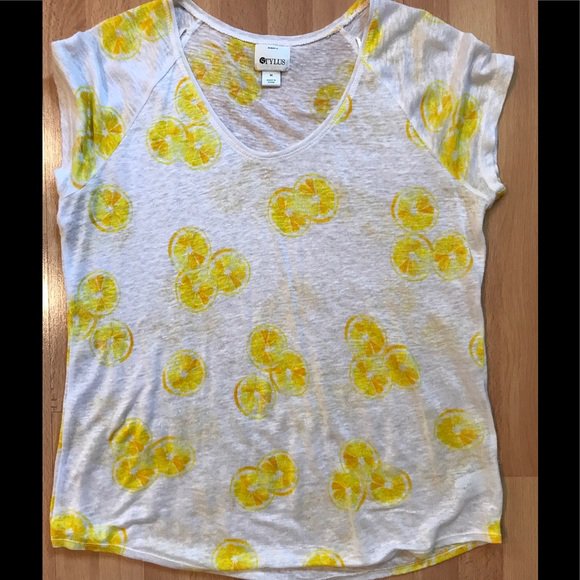 PinupBrooches's tweet photo. So good I had to share! Check out all the items I'm loving on @Poshmarkapp #poshmark #fashion #style #shopmycloset #stylus: https://t.co/0kW9GoWG59 https://t.co/3EnVfz2dZE