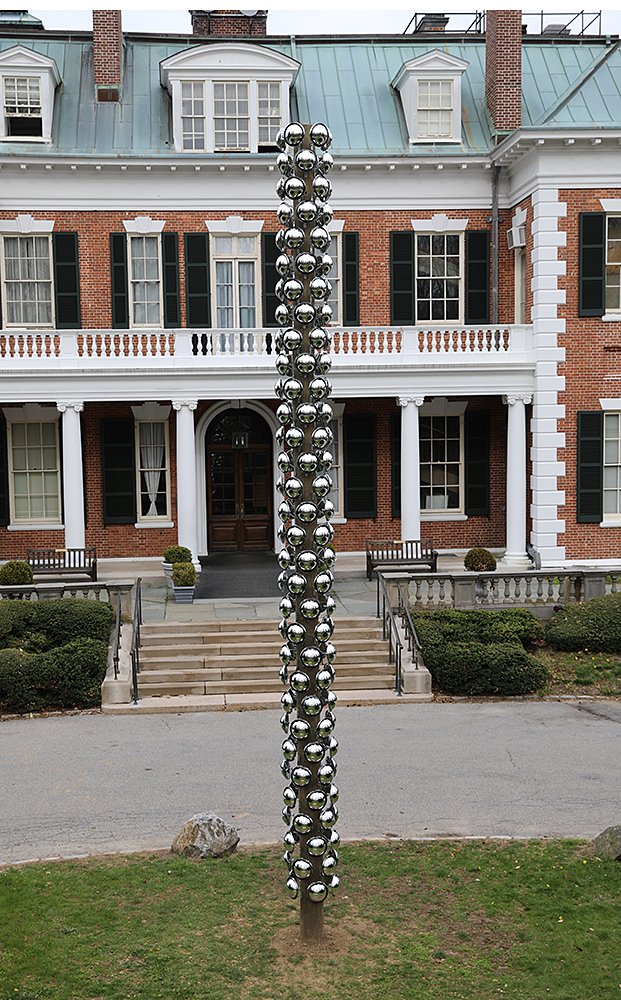 markocremec's tweet photo. @markocremec installed the newest and highest Tall Totem ever - Come see Would That I Wish For (Tall Totem) @nassaumuseum Opening reception 5-7p on May 5. https://t.co/SIS3GwhqHl https://t.co/9BW1mIlbWb