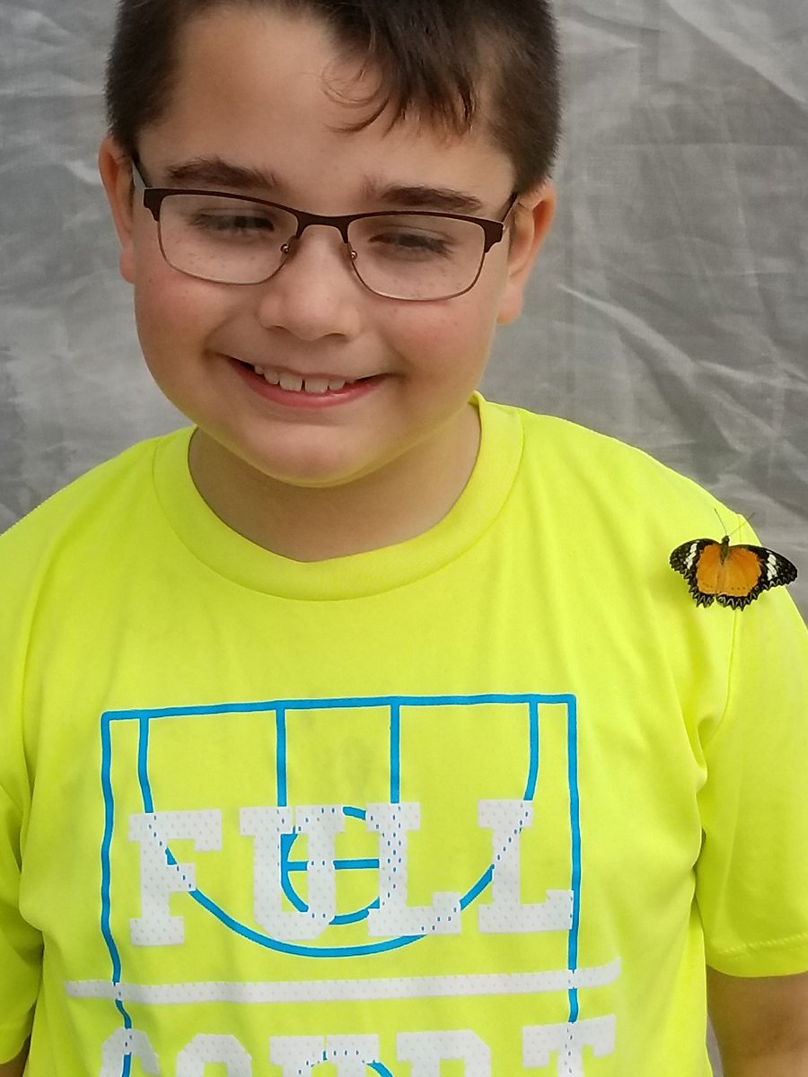 CPBeckyKnight's tweet photo. @CPCardinals had a great day at @FFBotCons! We enjoyed the butterflies, compost lab, and even the bus! #apride #secondgrade https://t.co/iGyegECv9J