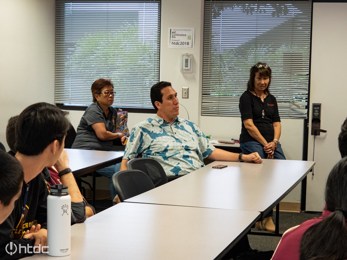 HTDCorg's tweet photo. Castle HS @CastleHSKnights visits the Manoa Innovation Center. Mahalo to Tritium3 and @devleaguehawaii for the presentations and tour!

#htdcorg #mic96822 https://t.co/lvWeBOPOSd