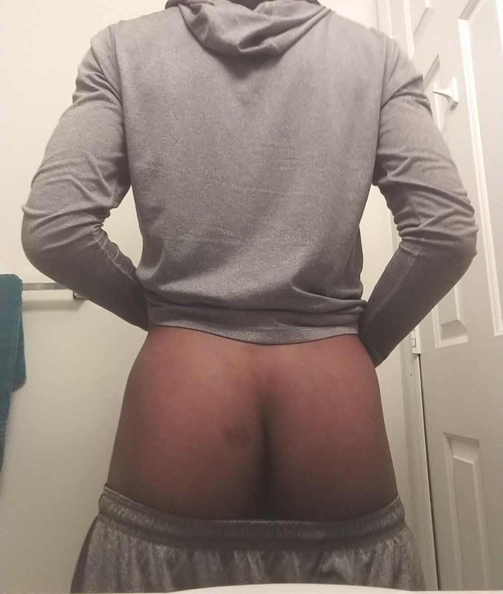 BrodieDrake1003's tweet photo. Yo like I want just ONE dude to just beat my shit down on the regular... DM me your pics
#consistencyneeded
#blackdickonly
#totaltop
#ilikeitdeep
#masculineblackmen
#fitguysonlytho
#beinshape
#dreadheadpotheadfreak https://t.co/xk5nLx094i