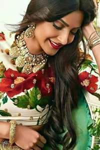 Sanjay_Khattri1's tweet photo. __ये नींदें , सांसें और ज़ालिम . . .
__ ये कम्बख्त नामुराद ज़माना . .
बिछड़ के तुमसे बतायें क्या . . .
__ कि हम किस - किस से लड़े हैंⓂ https://t.co/m2oZE9Fs98